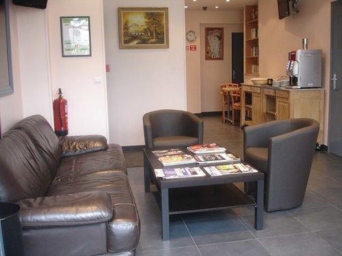 Hotel Moderne Nanterre Bagian luar foto